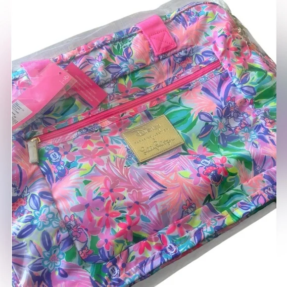 NEW Minnie Mouse and Daisy Duck Weekender Bag by Lilly Pulitzer - Picture 8 of 10
